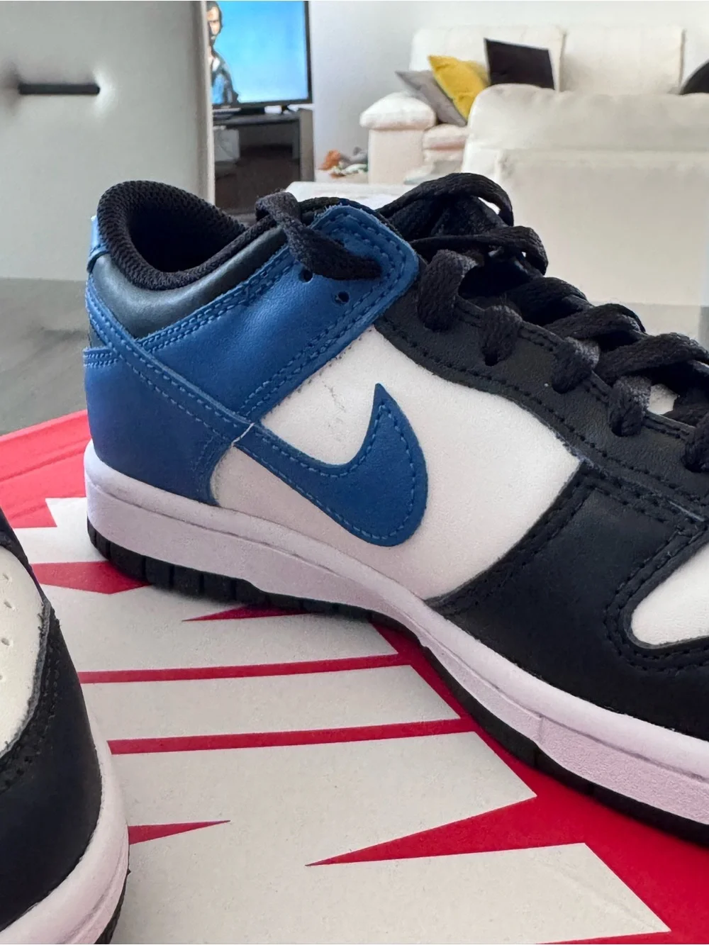 Nike Dunk Lows GS Industrial Blue 5Y - Picture 4 of 5